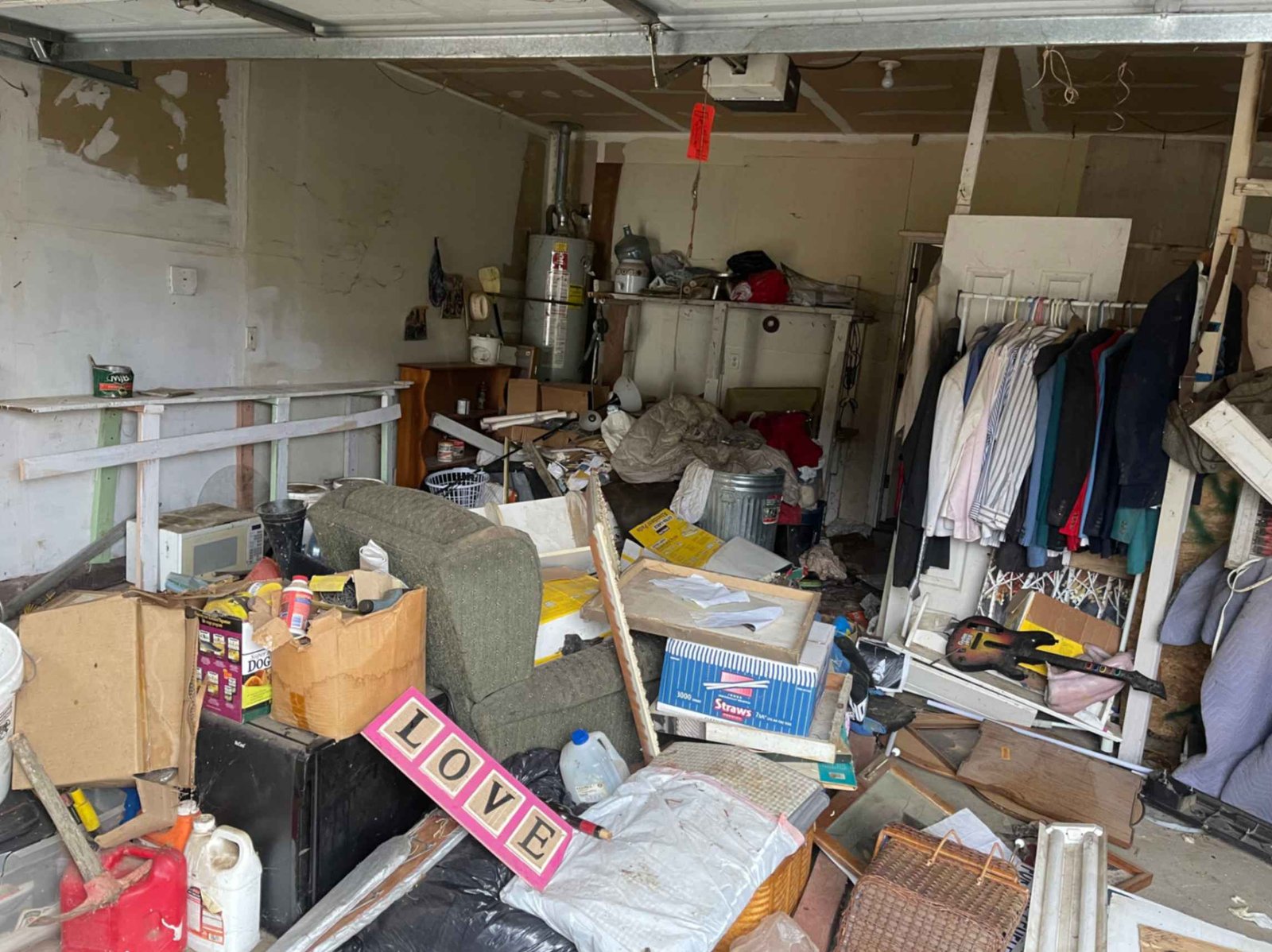 Hoarder House Cleanout Service in Modesto CA